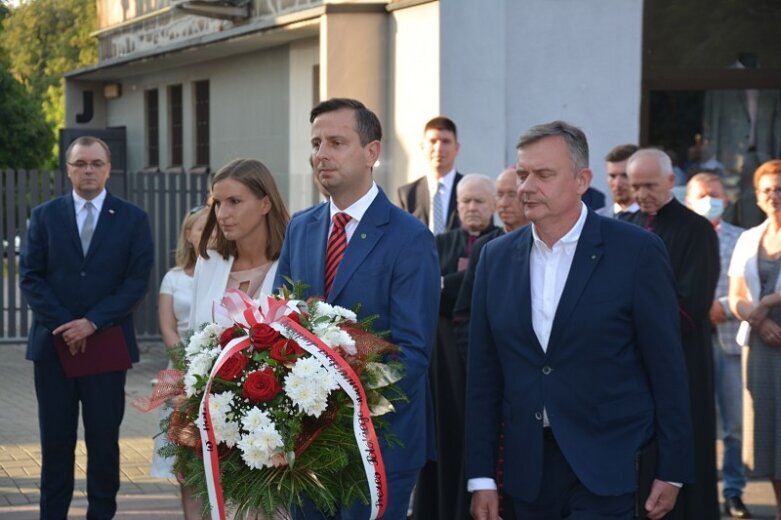  Maszerowali w asyście orkiestry OSP Rawa Mazowiecka. Relacja z 100-lecia Bitwy Warszawskiej 