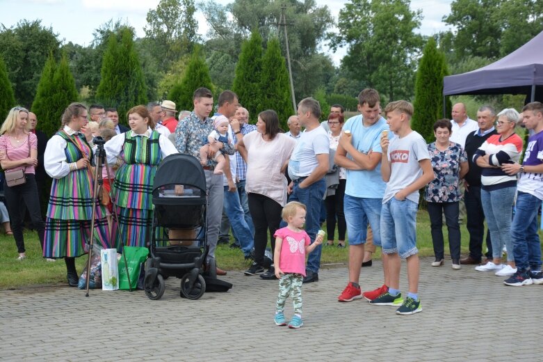  W Wilkowicach trwa niezwykła zabawa 