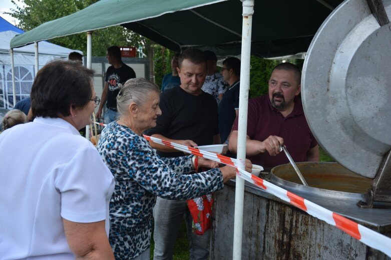  W Wilkowicach trwa niezwykła zabawa 