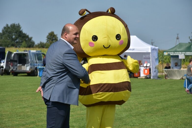  Letni piknik w Miedniewicach [ZDJĘCIA] 