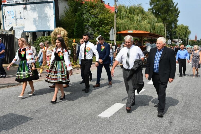  Dożynki 2021: gminny folklor w Zagrodzie Ludowej [ZDJĘCIA] 