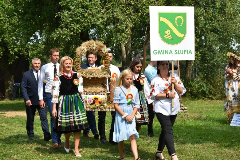  Dożynki 2021: gminny folklor w Zagrodzie Ludowej [ZDJĘCIA] 