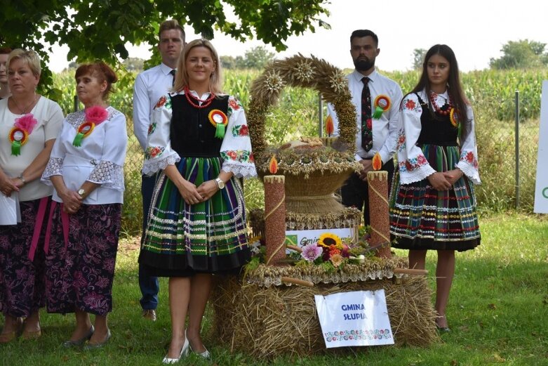  Dożynki 2021: gminny folklor w Zagrodzie Ludowej [ZDJĘCIA] 