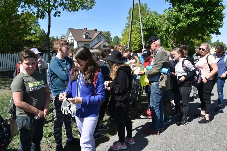  Ruszyli w teren sprzątać gminę Skierniewice 