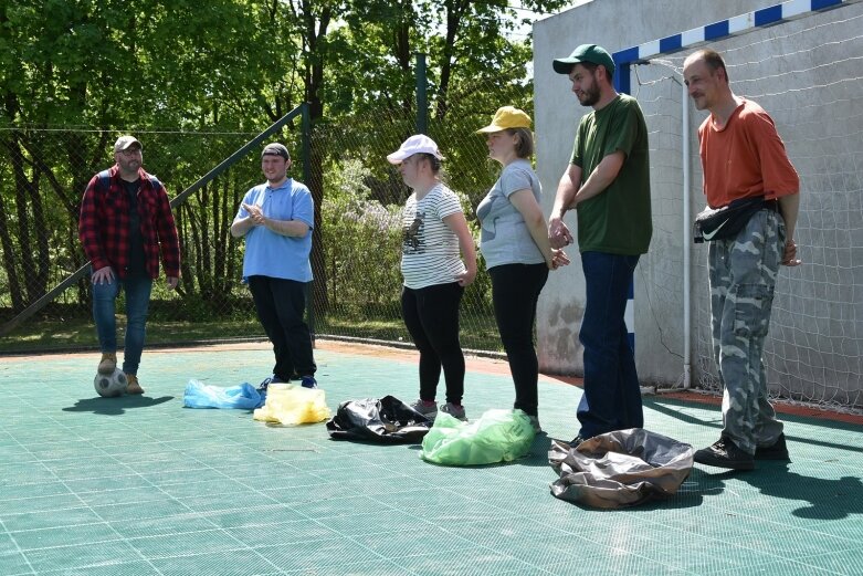  Ruszyli w teren sprzątać gminę Skierniewice 