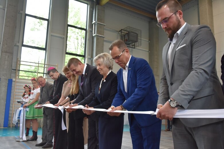  Hala w Białyninie oficjalnie otwarta 