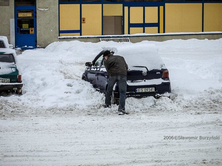  Atak zimy w Skierniewicach. Tak wyglądało miasto w 2006 roku [ZDJĘCIA] 