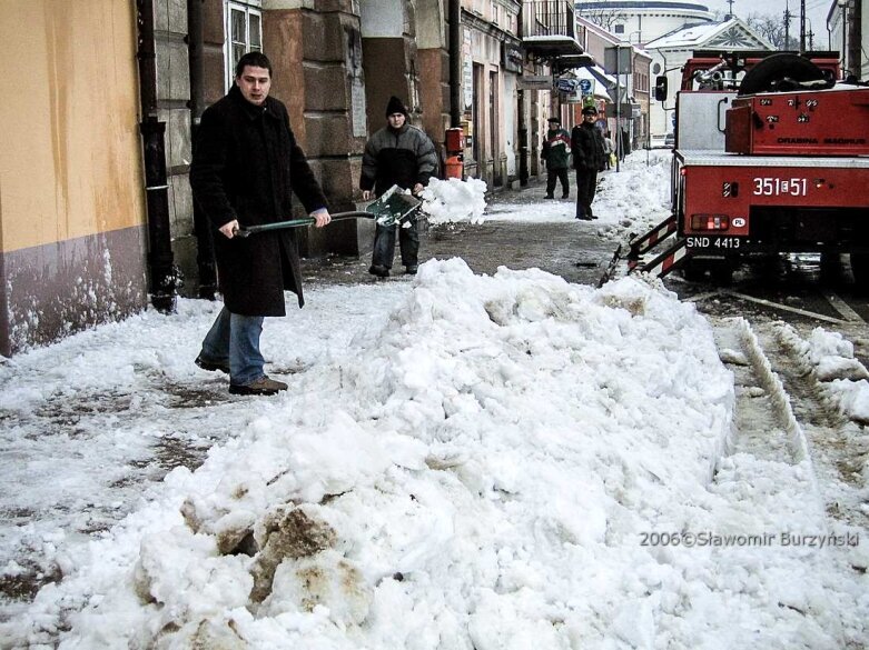  Atak zimy w Skierniewicach. Tak wyglądało miasto w 2006 roku [ZDJĘCIA] 