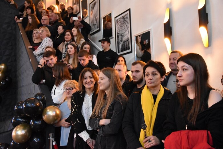  Bal na 350 osób. Uczniowie Zespołu Szkół nr 3 bawili się na studniówce 