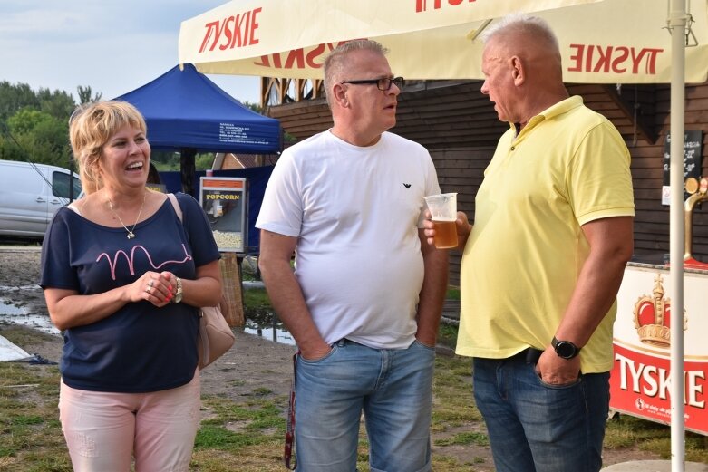  Biesiada po skierniewicku. Wieczorem zawitały tłumy  