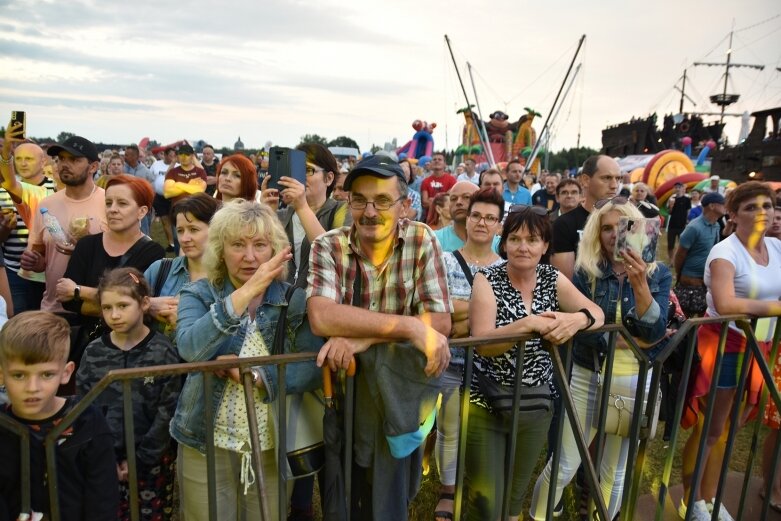  Biesiada po skierniewicku. Wieczorem zawitały tłumy  