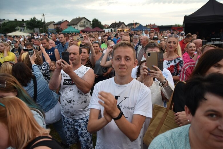  Biesiada po skierniewicku. Wieczorem zawitały tłumy  