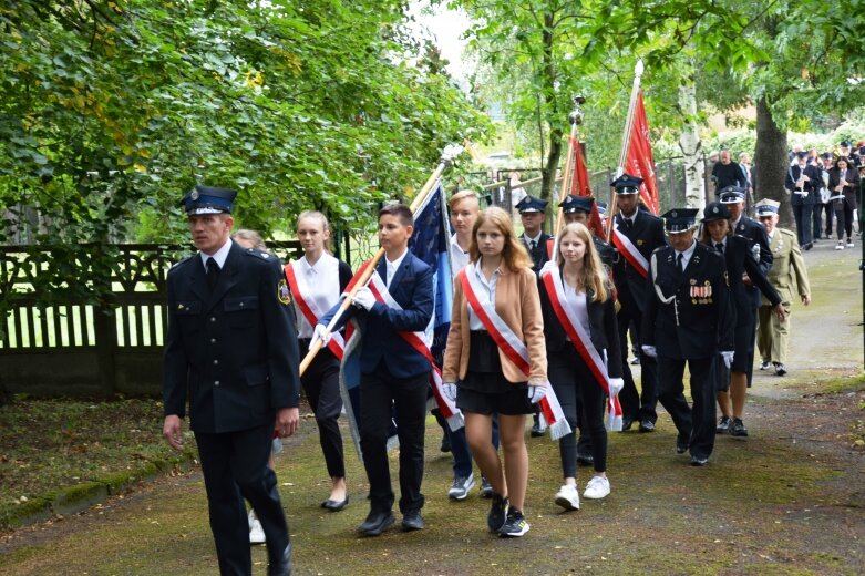  Bolesne pamiątki na ziemi jeżowskiej 