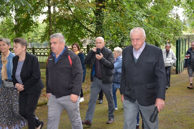  Bolesne pamiątki na ziemi jeżowskiej 