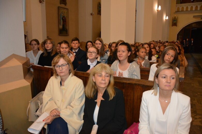  Bolesne pamiątki na ziemi jeżowskiej 