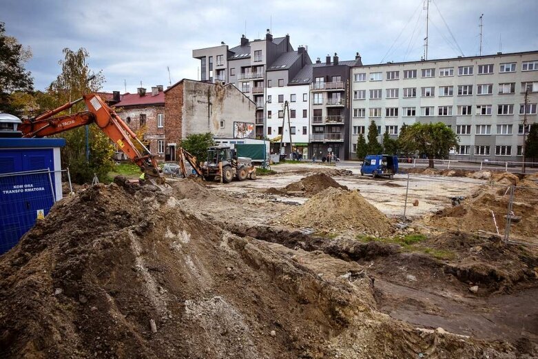  Budowa parkingu przy ulicy Jagiellońskiej. Zobacz postępy robót 