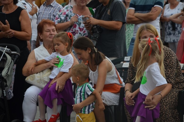  Burmistrz Jeżowa na dożynki wjechał wierzchem 