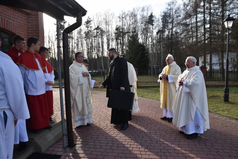  Cały wiek w parafii św. Antoniego z Padwy w Radziwiłłowie 