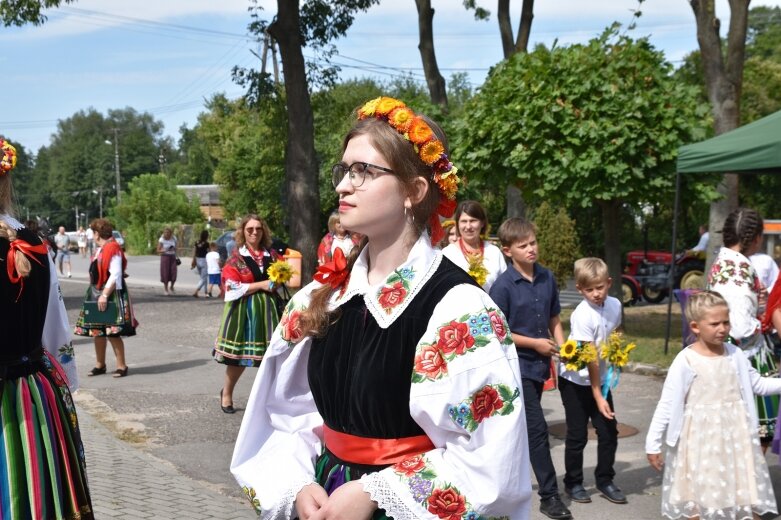  Dożynki gminno-parafialne w Godzianowie 