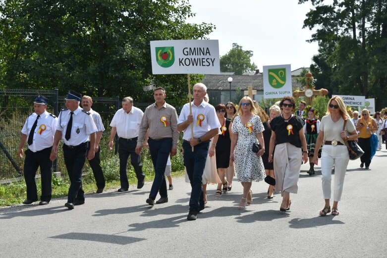  Dożynki Powiatowe w Woli Pękoszewskiej 