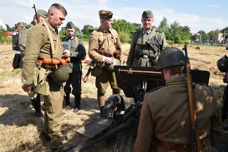  Dzień Wojska Polskiego. Piknik w muzeum 