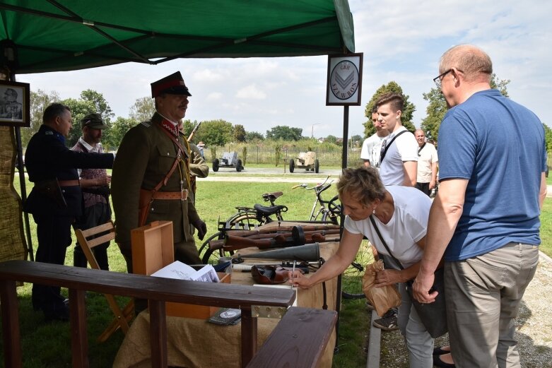  Dzień Wojska Polskiego. Piknik w muzeum 