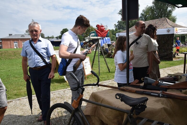  Dzień Wojska Polskiego. Piknik w muzeum 