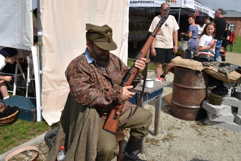  Dzień Wojska Polskiego. Piknik w muzeum 