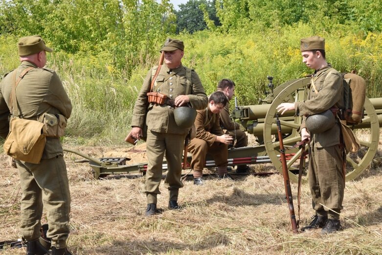  Dzień Wojska Polskiego. Piknik w muzeum 