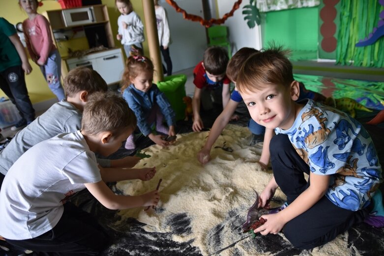  Dziesiątki dinozaurów w Plastusiu 