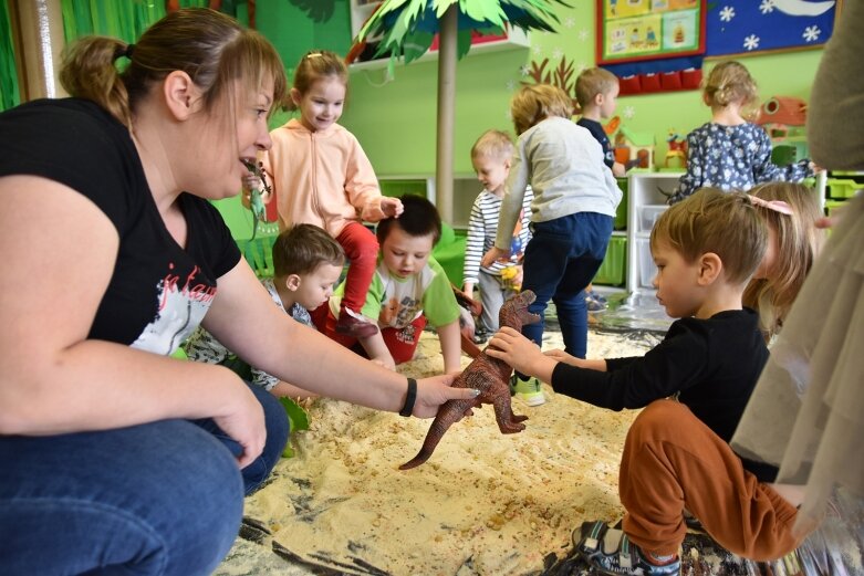  Dziesiątki dinozaurów w Plastusiu 