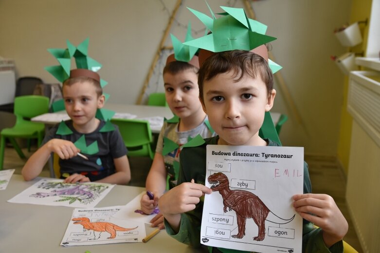  Dziesiątki dinozaurów w Plastusiu 