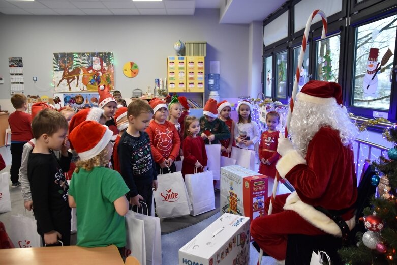  Dziś mikołajki. Dzień podarków i zabawy 