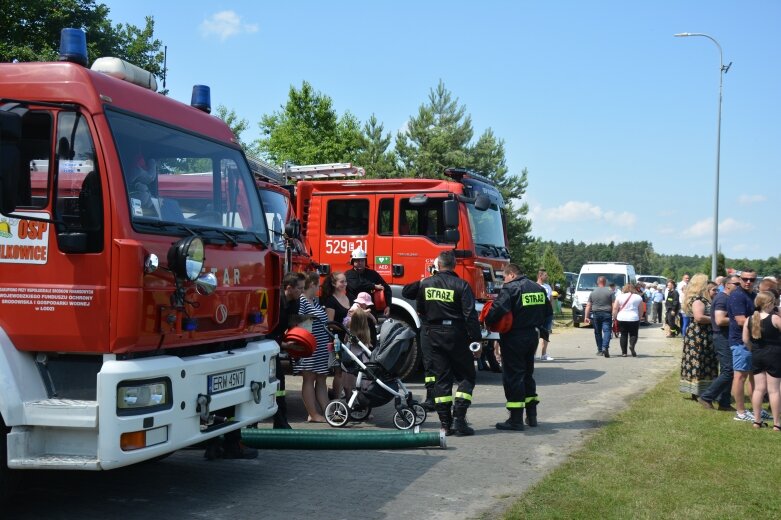  Emocje większe niż na meczu piłkarskim. Zawody strażackie w Wołuczy. Zdjęcia i VIDEO 