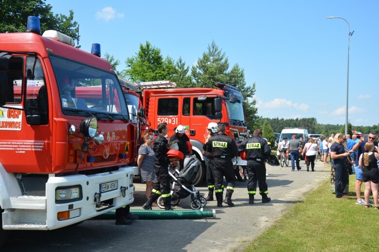  Emocje większe niż na meczu piłkarskim. Zawody strażackie w Wołuczy. Zdjęcia i VIDEO 