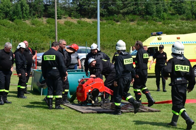  Emocje większe niż na meczu piłkarskim. Zawody strażackie w Wołuczy. Zdjęcia i VIDEO 