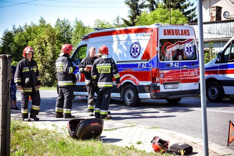  Groźny wypadek, nieprzejezdne skrzyżowanie ulic Kościuszki, Makowskiej i Nowomiejskiej 