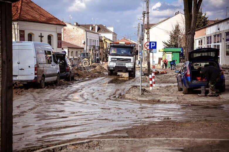  Jak wygląda ulica Rawska w przebudowie 