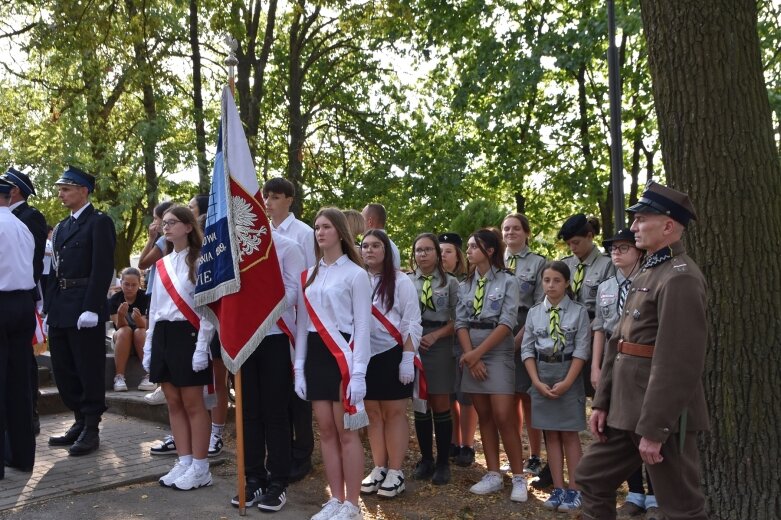 Jeżów oddał hołd bohaterom II wojny światowej