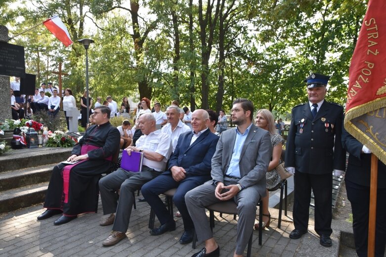  Jeżów oddał hołd bohaterom II wojny światowej 