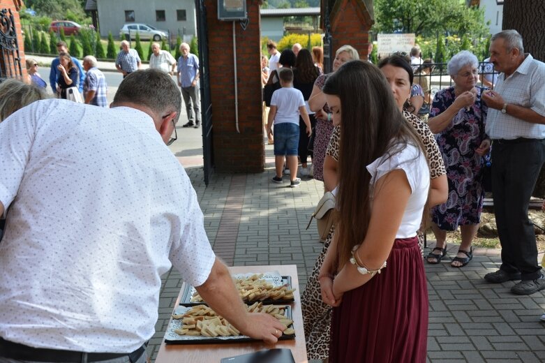  Każdy spróbował dożynkowego chleba 