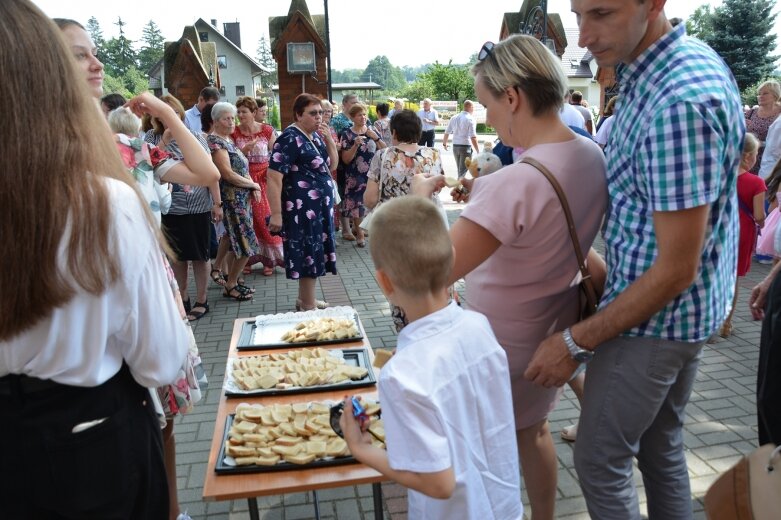  Każdy spróbował dożynkowego chleba 