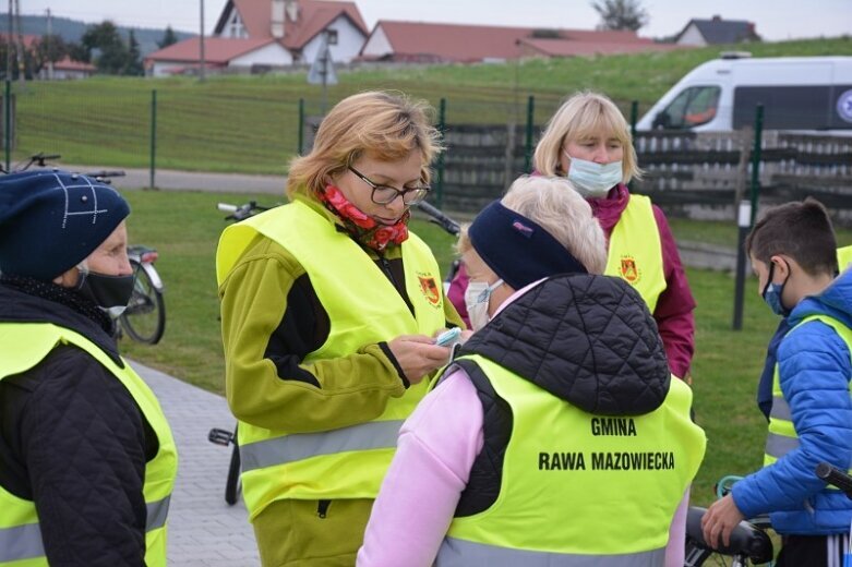  Kciuki do góry dla nich! Trwa wycieczka po gminie Rawa Mazowiecka ZDJĘCIA 