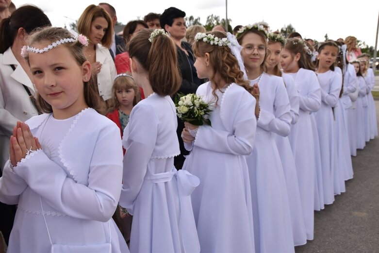  Komunia w parafii Niepokalanego Serca Najświętszej Maryi Panny 