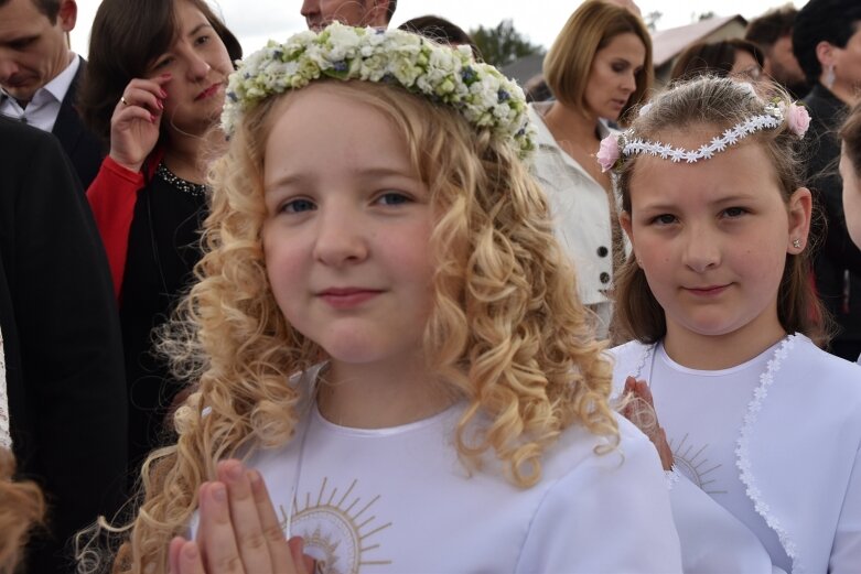  Komunia w parafii Niepokalanego Serca Najświętszej Maryi Panny 