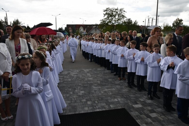  Komunia w parafii Niepokalanego Serca Najświętszej Maryi Panny 