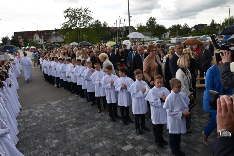  Komunia w parafii Niepokalanego Serca Najświętszej Maryi Panny 