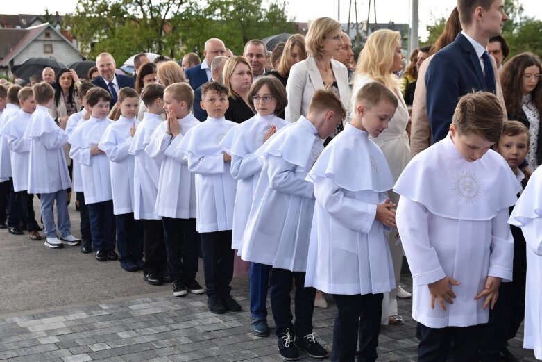  Komunia w parafii Niepokalanego Serca Najświętszej Maryi Panny 