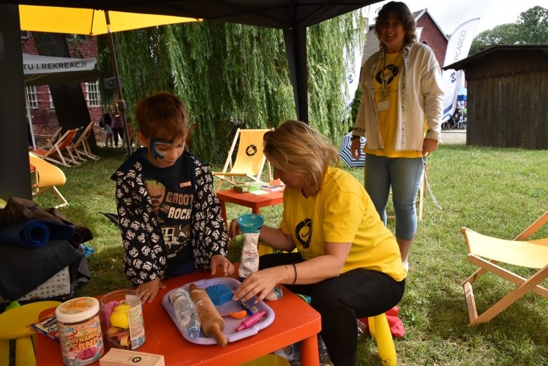  Lato z parowozami. Ponad tysiąc gości na kolejowym pikniku 