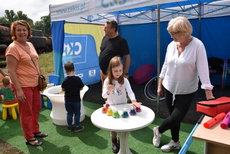  Lato z parowozami. Ponad tysiąc gości na kolejowym pikniku 